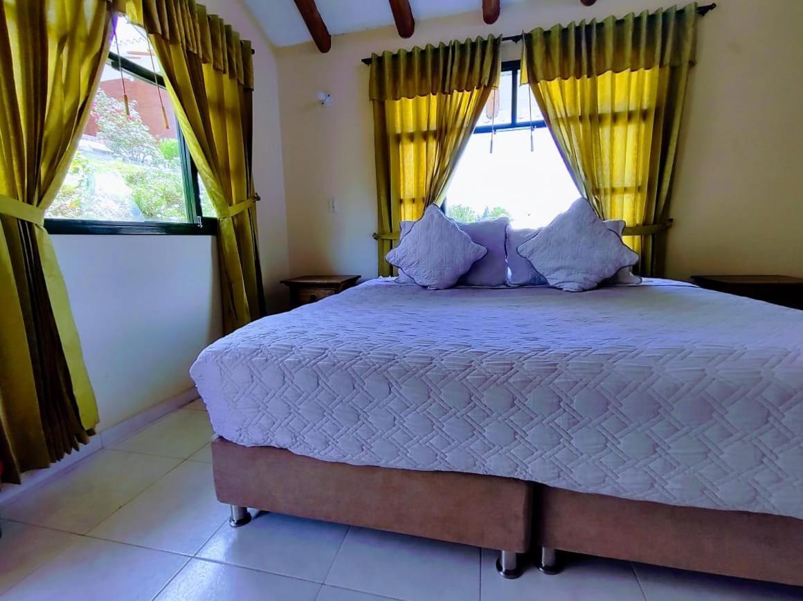 Hotel Cabanas San Cayetano Paipa Εξωτερικό φωτογραφία