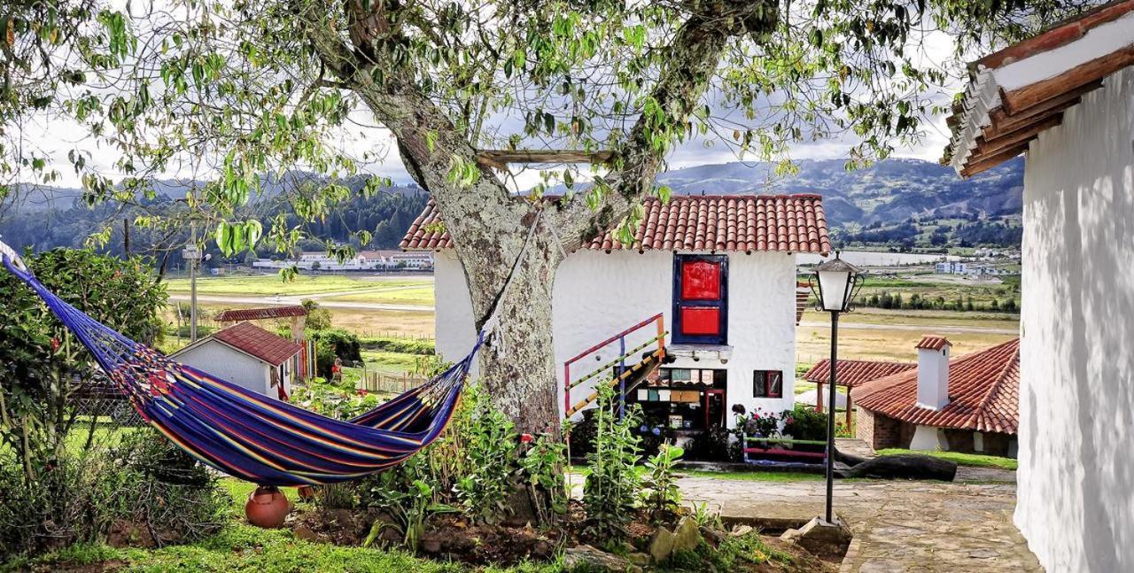 Hotel Cabanas San Cayetano Paipa Εξωτερικό φωτογραφία