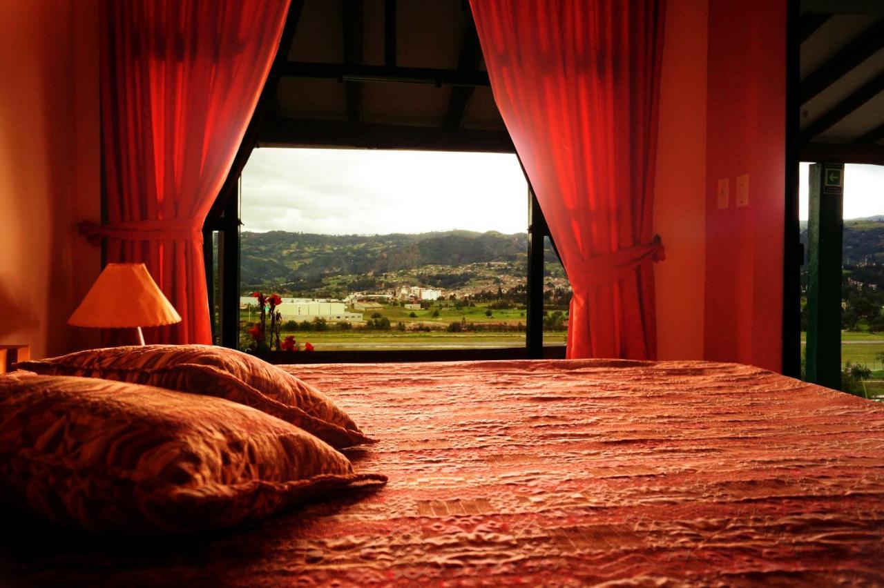 Hotel Cabanas San Cayetano Paipa Εξωτερικό φωτογραφία