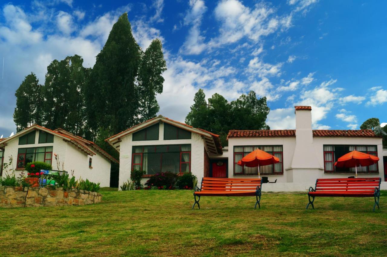 Hotel Cabanas San Cayetano Paipa Εξωτερικό φωτογραφία