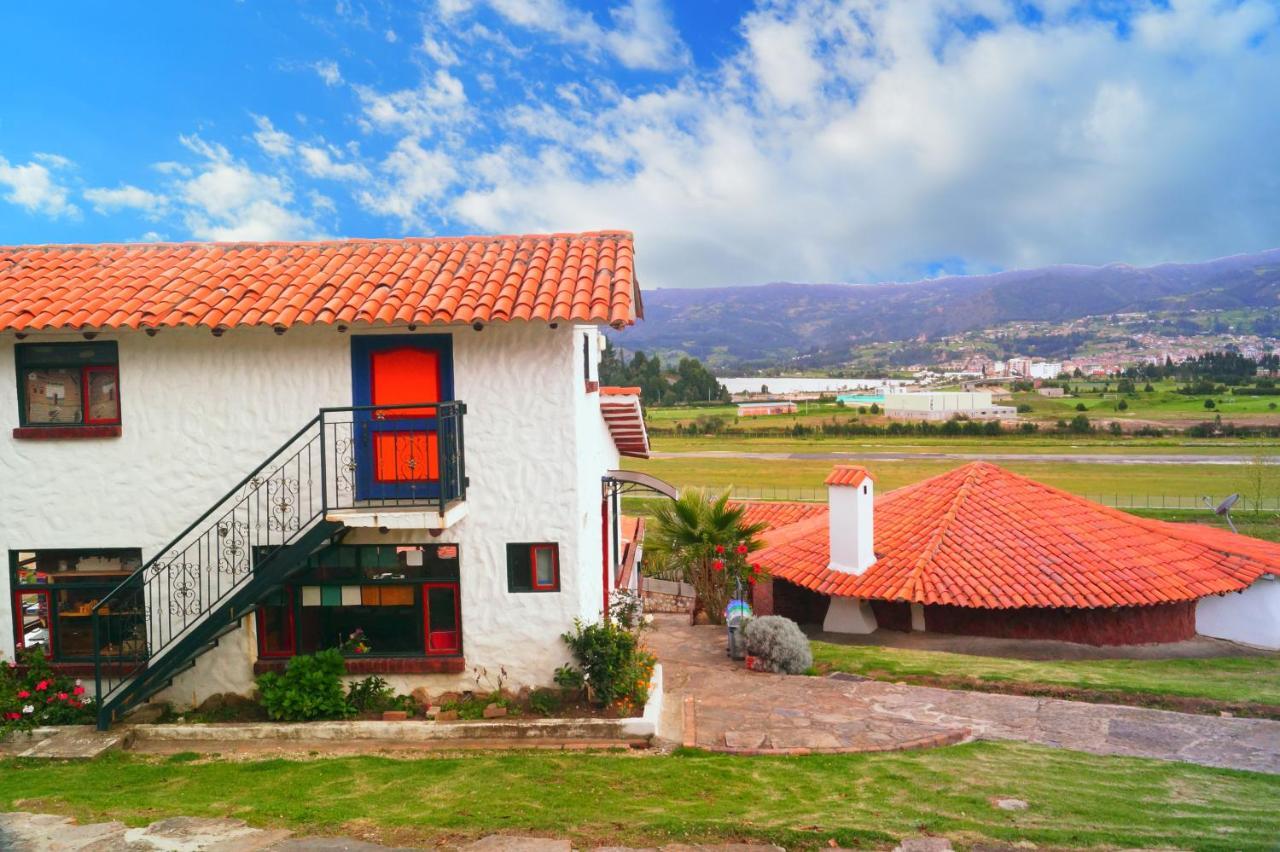 Hotel Cabanas San Cayetano Paipa Εξωτερικό φωτογραφία
