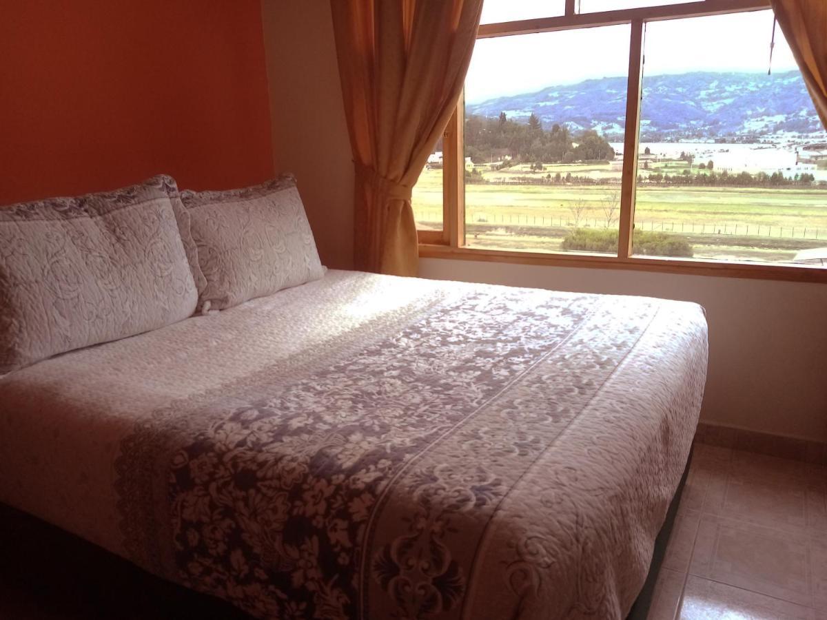 Hotel Cabanas San Cayetano Paipa Εξωτερικό φωτογραφία